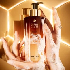 Abeille Royale Revitalising & Fortifying Care Shampoo 290 ML