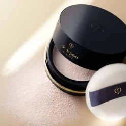 Clé de Peau BeautéTranslucent Loose Powder