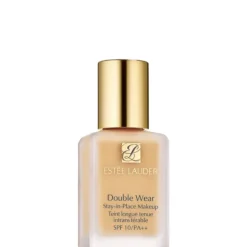 Double Wear Stay in Place SPF 10