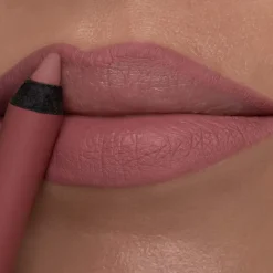 Makeupstudio - Stay On Me Matita Labbra durata 16h