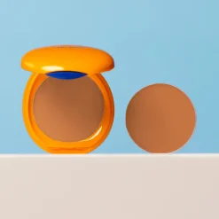 Tanning Compact Foundation SPF 10