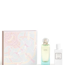 Un Jardin sur le Nil Cofanetto 100 ML Eau de Toilette + 80 ML Body Lot